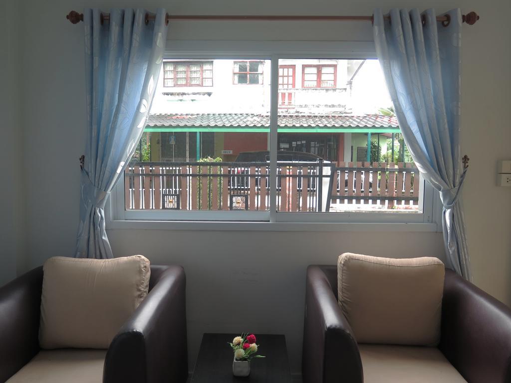 Your Place Inn Сурин Екстериор снимка